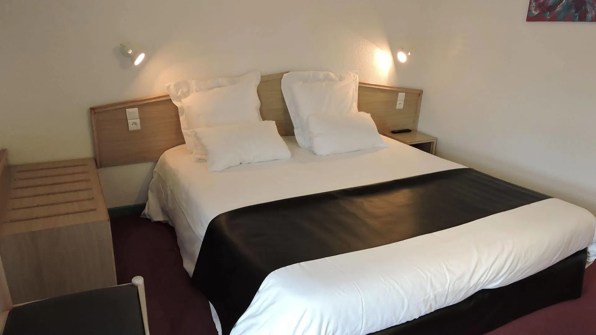 Hotel le Foron La Roche-sur-Foron 3*,