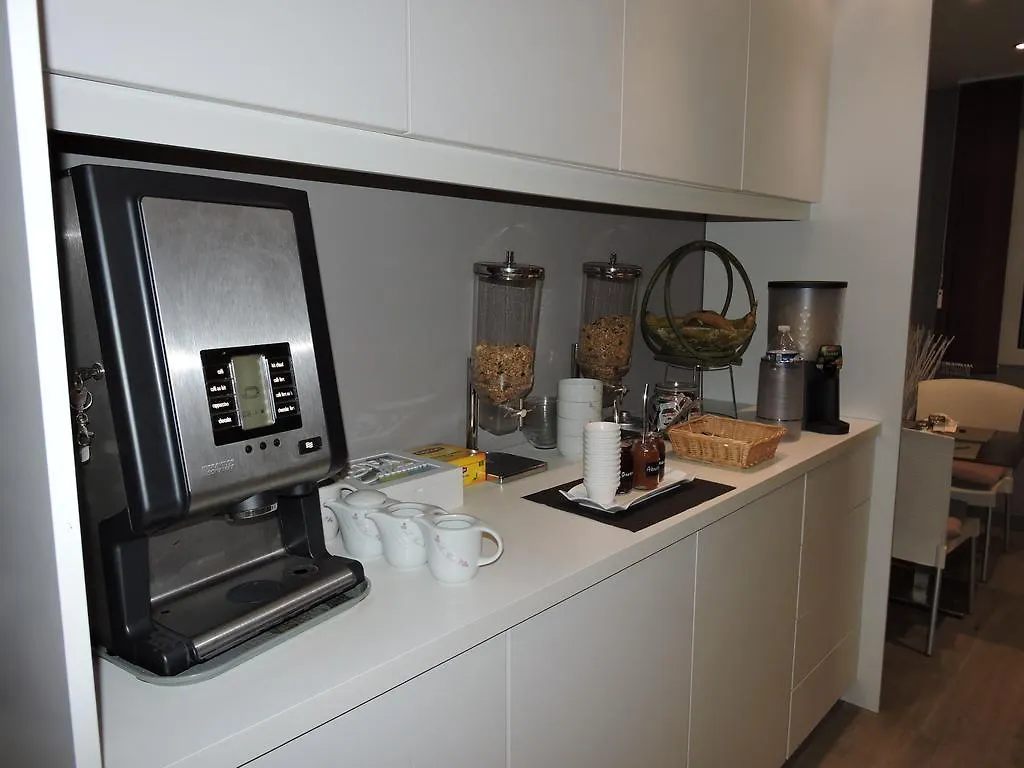 Hotel Le Foron La Roche-sur-Foron 3*,  Fransa