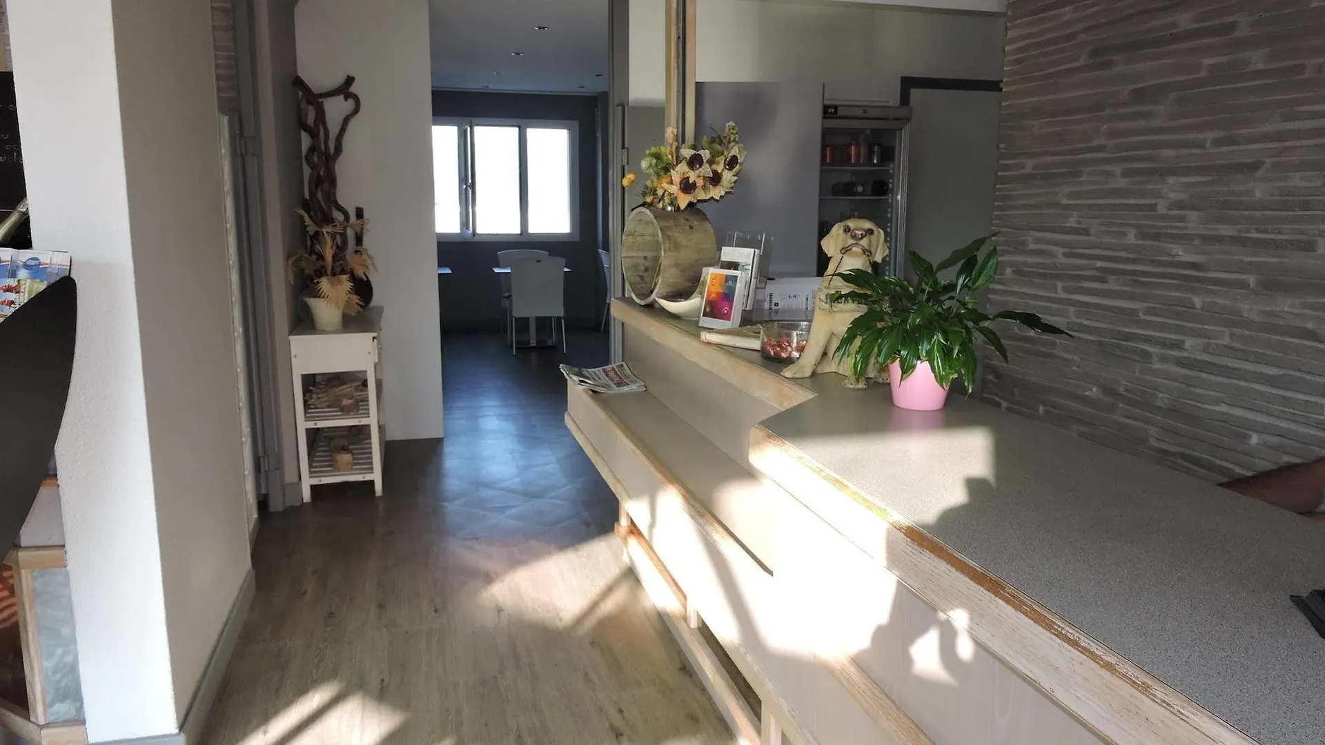 Hotel Le Foron La Roche-sur-Foron 3*,  Fransa